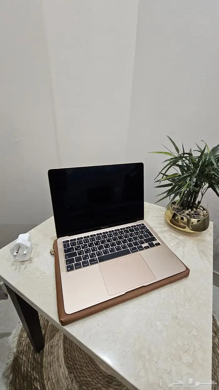 ماك بوك macbook ابل m1 2020 حد 1000 ريال 1