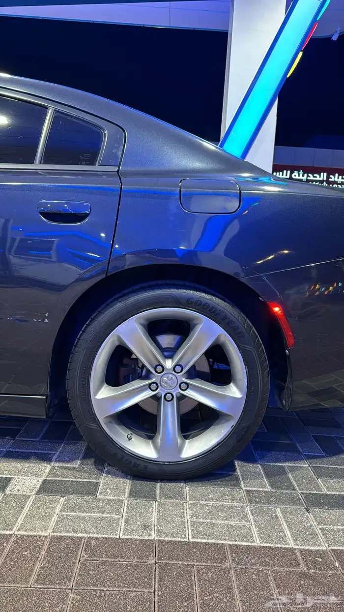 دوج تشارجرRT 5