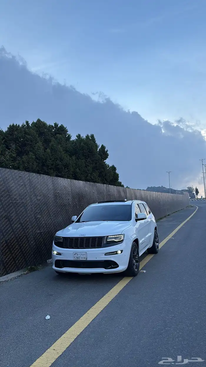 جيب شروكي SRT 15