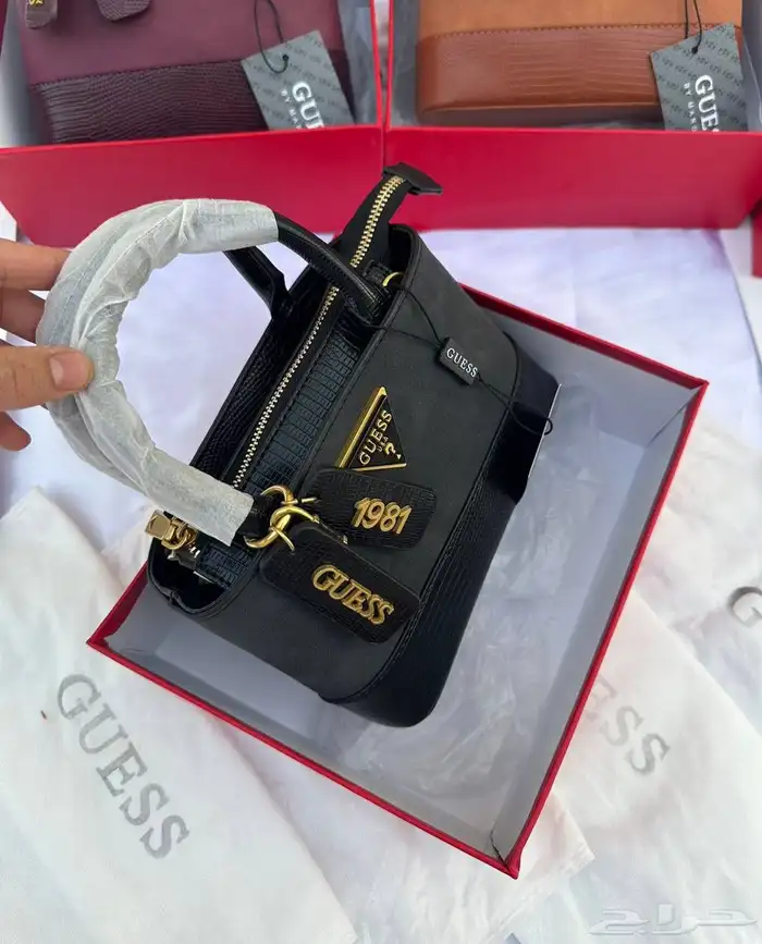 شنط جيس شنط ماركات شامل التوصيل ودفع عند الاستلام 46