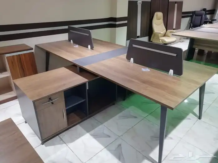 كرأسي مكاتب دواليب كنب مكتبي 63