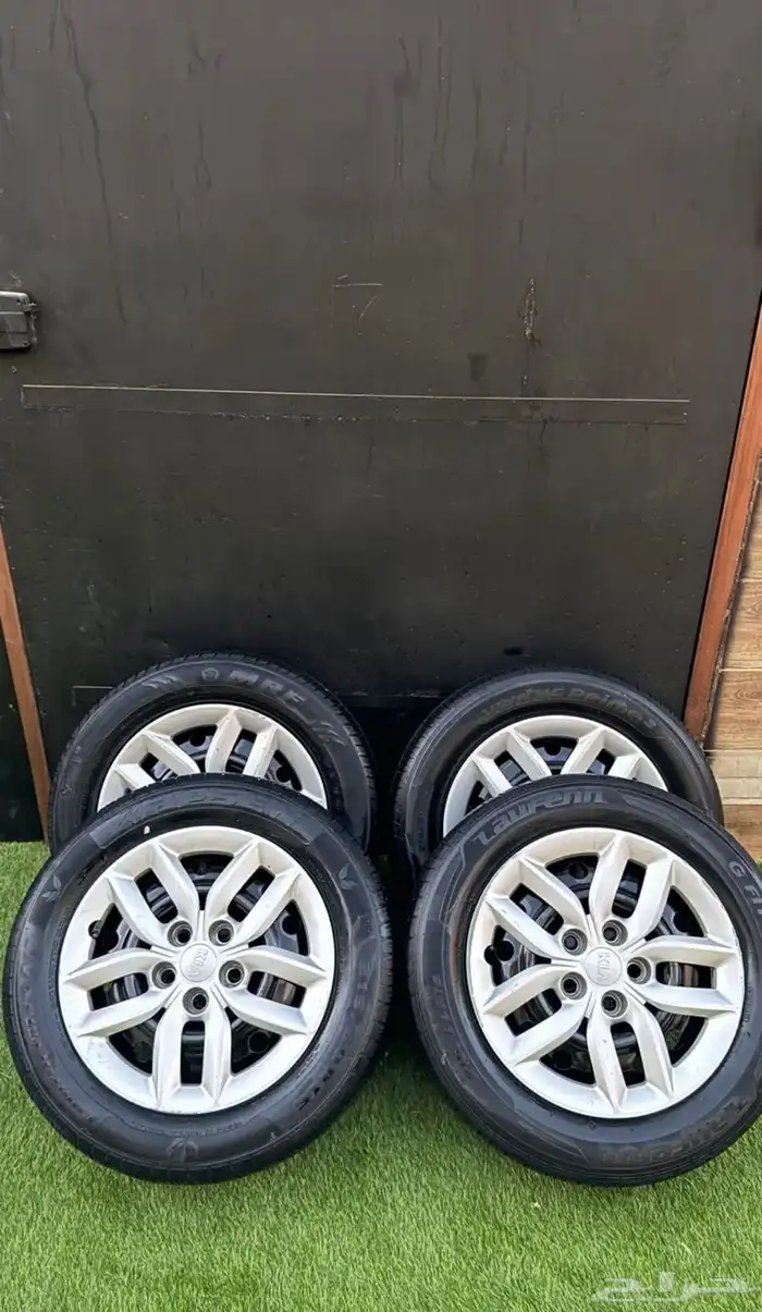 للبيع طقم جنوط كيا أوبتيما K5 4