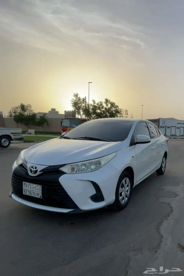 تويوتا يارس 2022 0