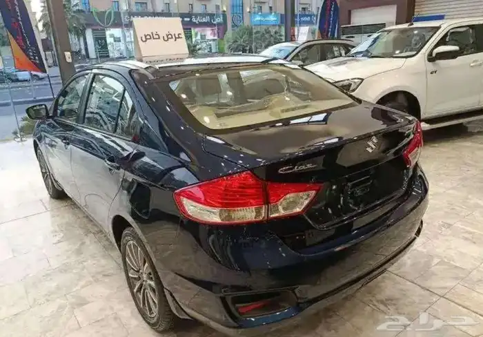 سوزوكى سياز ستاندر 2025 3