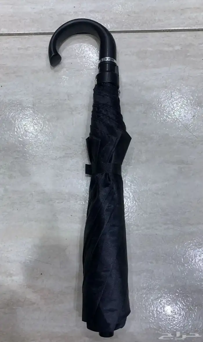 مظلات مطريه وشمسيه ومعاطف المطر جمله للكميات 10