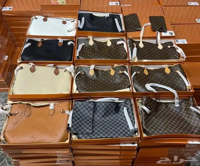 شنط ماركة هاي كواليتي بالجملة وقطاعي 25