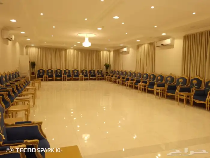 ملعب ومجالس ومزرعه ومسبح للاجار اليومي الدمام 1