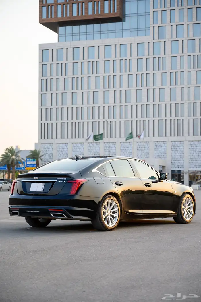 كاديلاك CT5 19