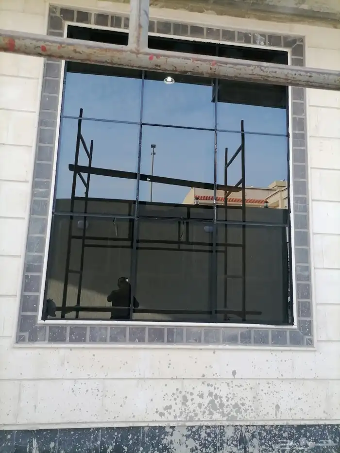 ورشة المنيوم 18