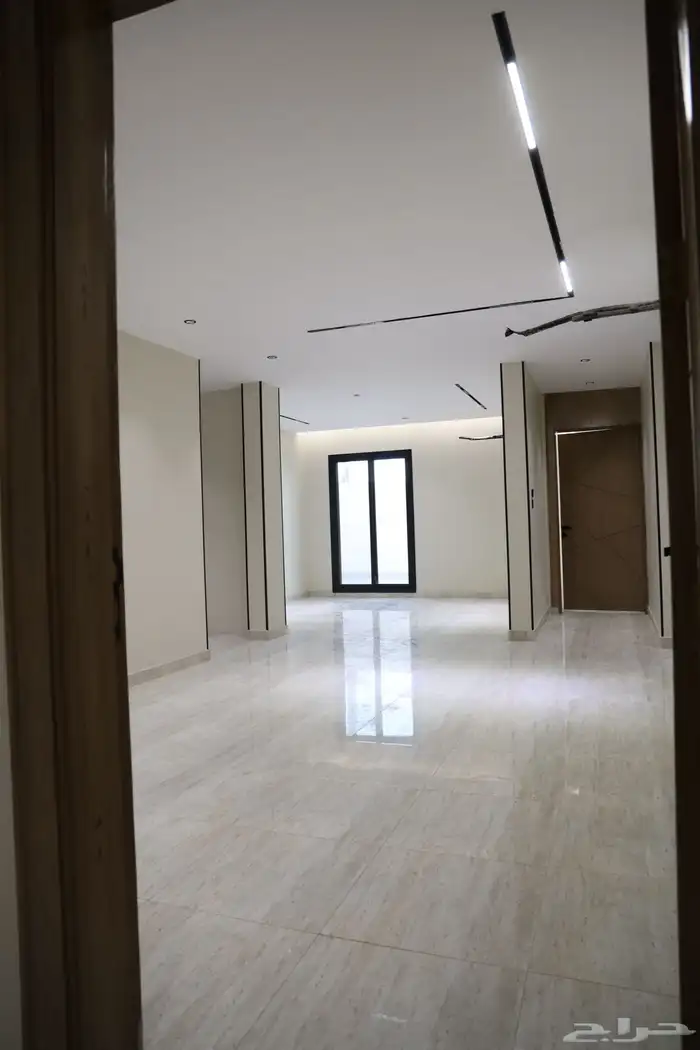 شقة روف للبيع 0