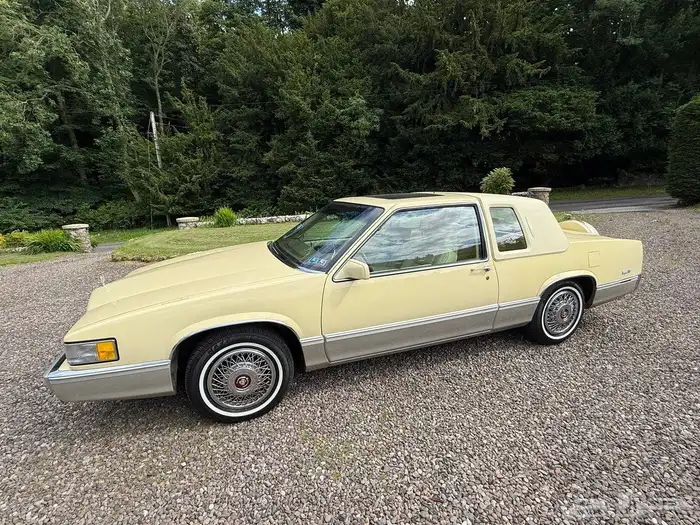 كاديلاك كوب دو فيل 1989 Cadillac Coupe De Ville 2
