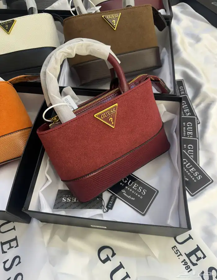 شنط ماستر طبق الاصل بارخص الاسعار 49