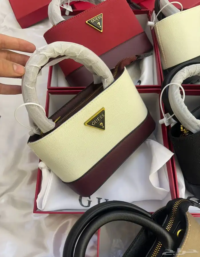 شنط ماستر طبق الاصل بارخص الاسعار 43