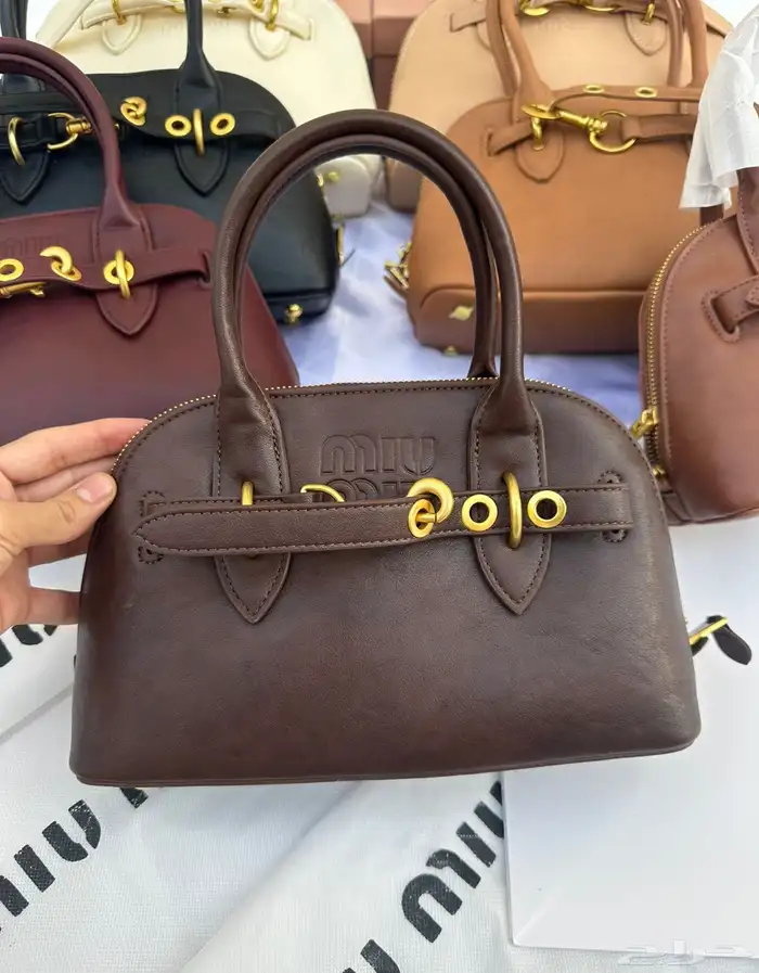 شنط ماستر طبق الاصل بارخص الاسعار 90