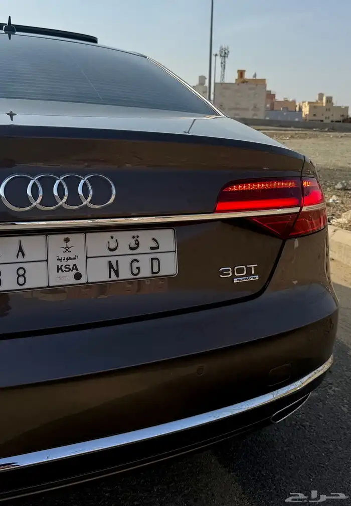اودي a8L اعلى فئة 2015 فيس ليفت نظيفة للبيع 2