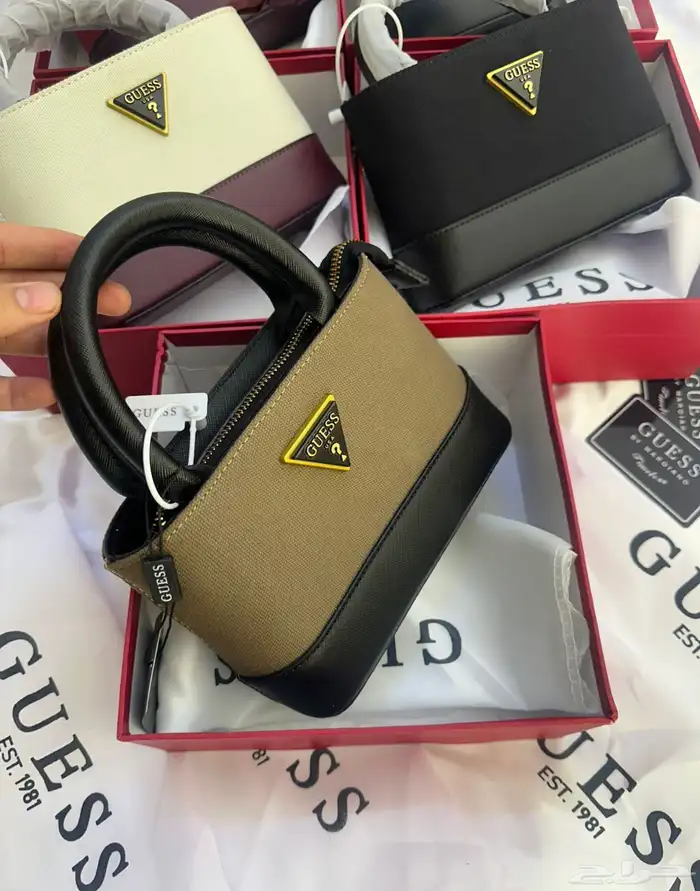 شنط ماستر طبق الاصل بارخص الاسعار 45