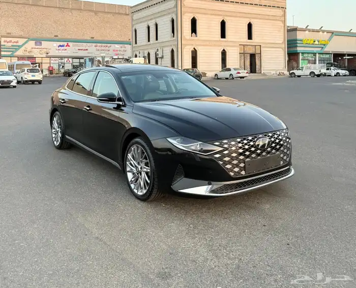 هونداي ازيرا 2021 ( بنزين ) فل كامل شبه جديدة للبيع 2