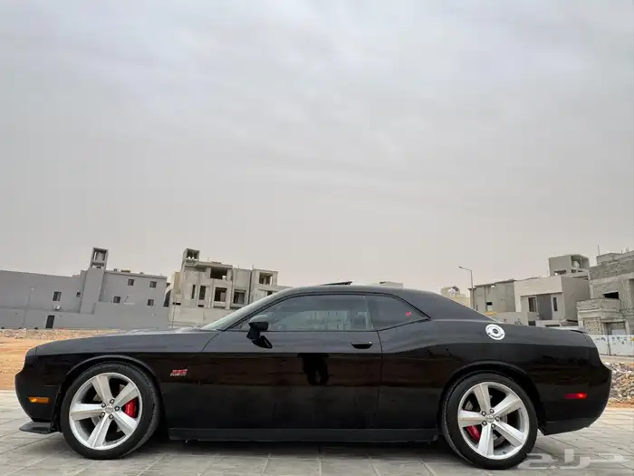 دوج تشالنجر SRT 6.4 4