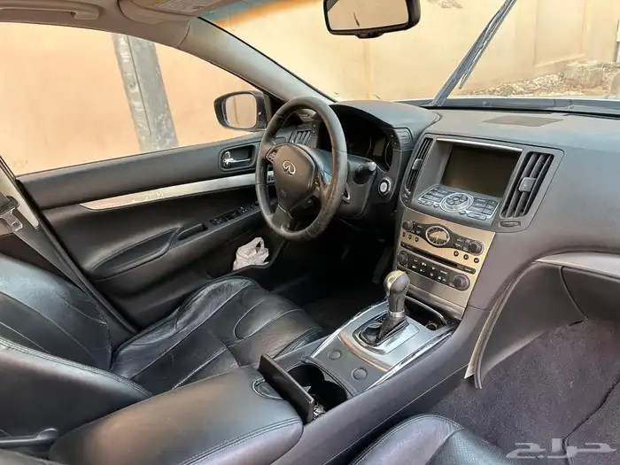 انفنتي G37 موديل 2010 8