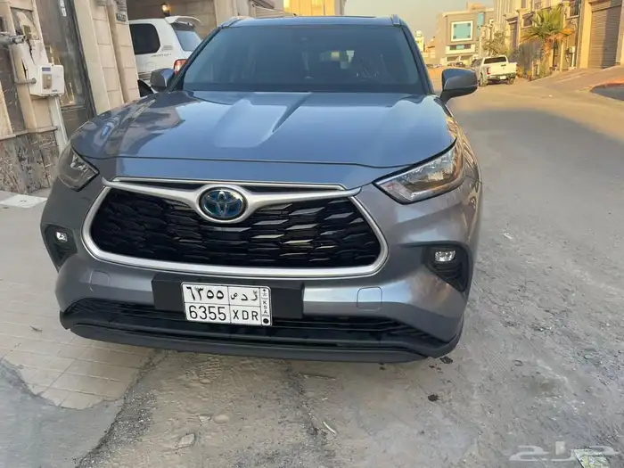 هايلاندر 2022 مالك اول عداد 85 الف كيلو 4