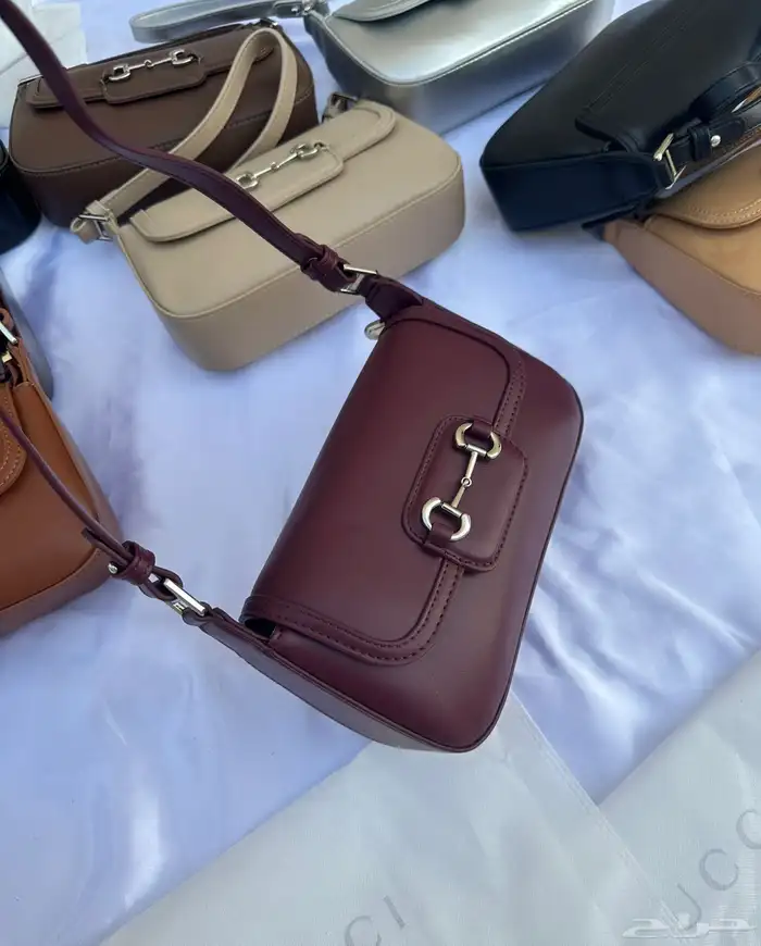 شنط ماستر طبق الاصل بارخص الاسعار 16