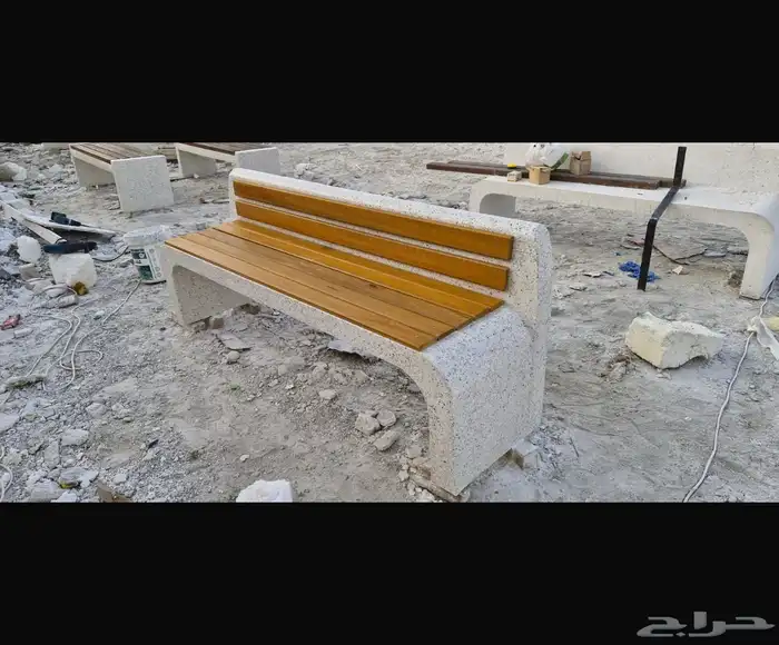 كراسي ضهر احواض زرعه سلات نفايات 33