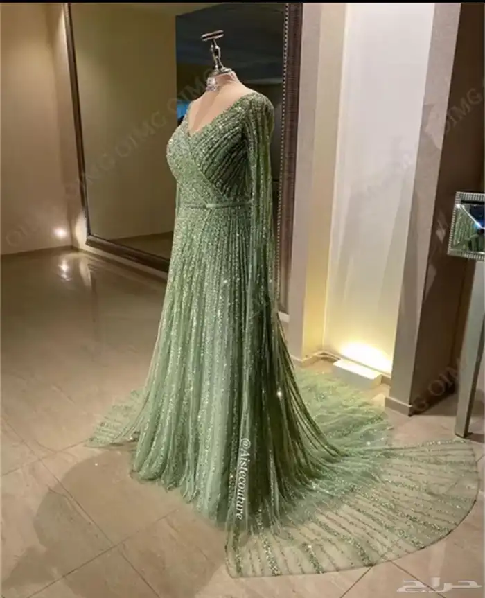 فستان رائع وساتر 0
