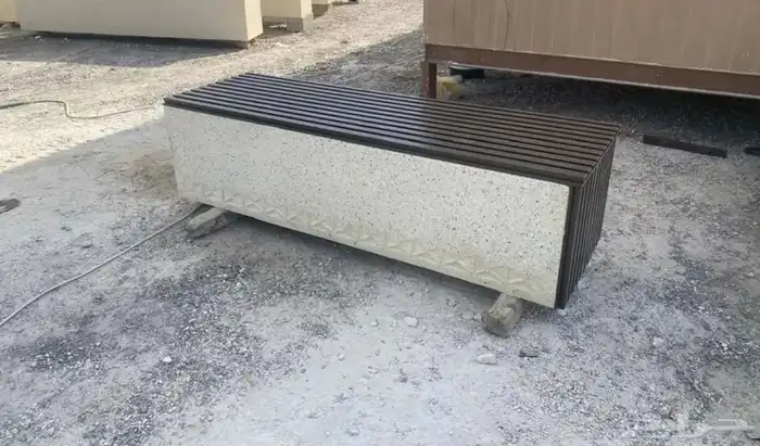 كراسي ضهر احواض زرعه سلات نفايات 3