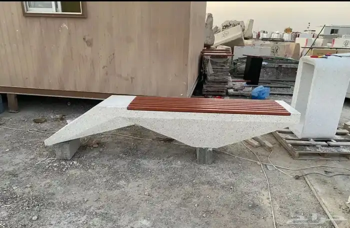 كراسي ضهر احواض زرعه سلات نفايات 2