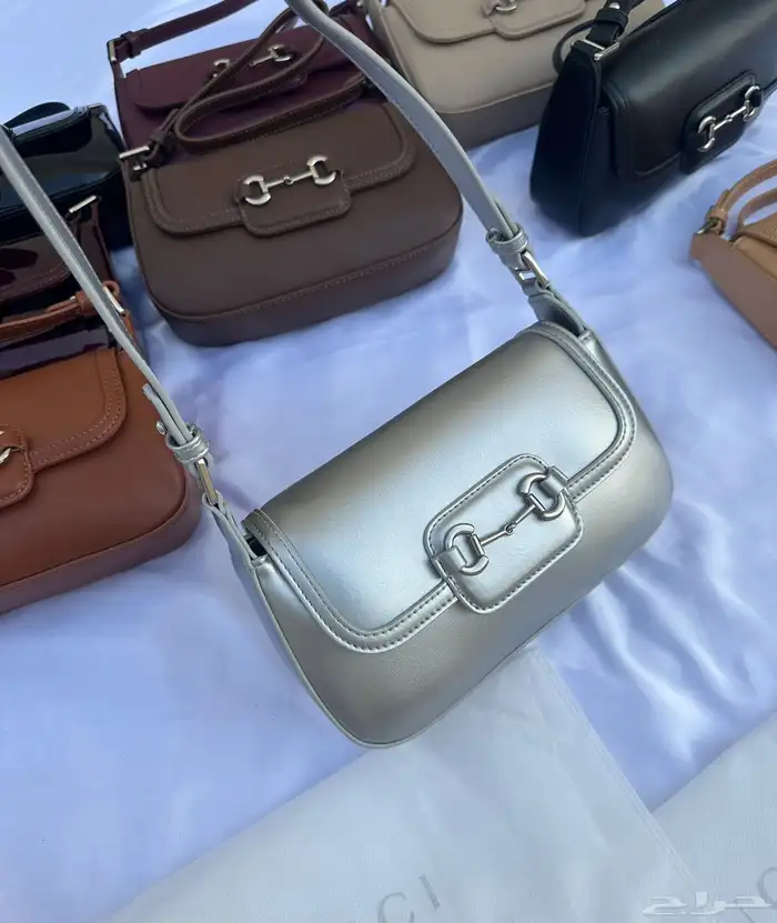 شنط ماستر طبق الاصل بارخص الاسعار 19