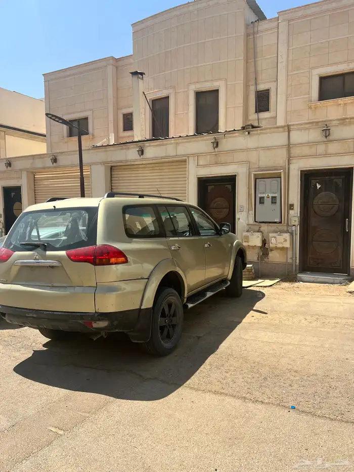 جيب باجيرو سبورت 0
