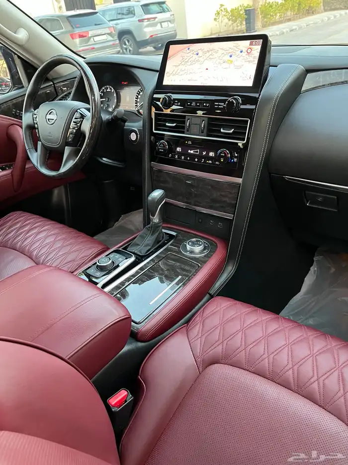 للبيع نيسان باترول بلاتينيوم 2024 V6 43