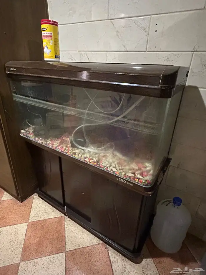 حوض سمك مع دولاب للبيع 3