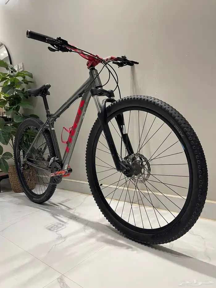 للبيع دراجه جبليه ترك مارلين 4 لون مميز الطول من 170 الى 185 8