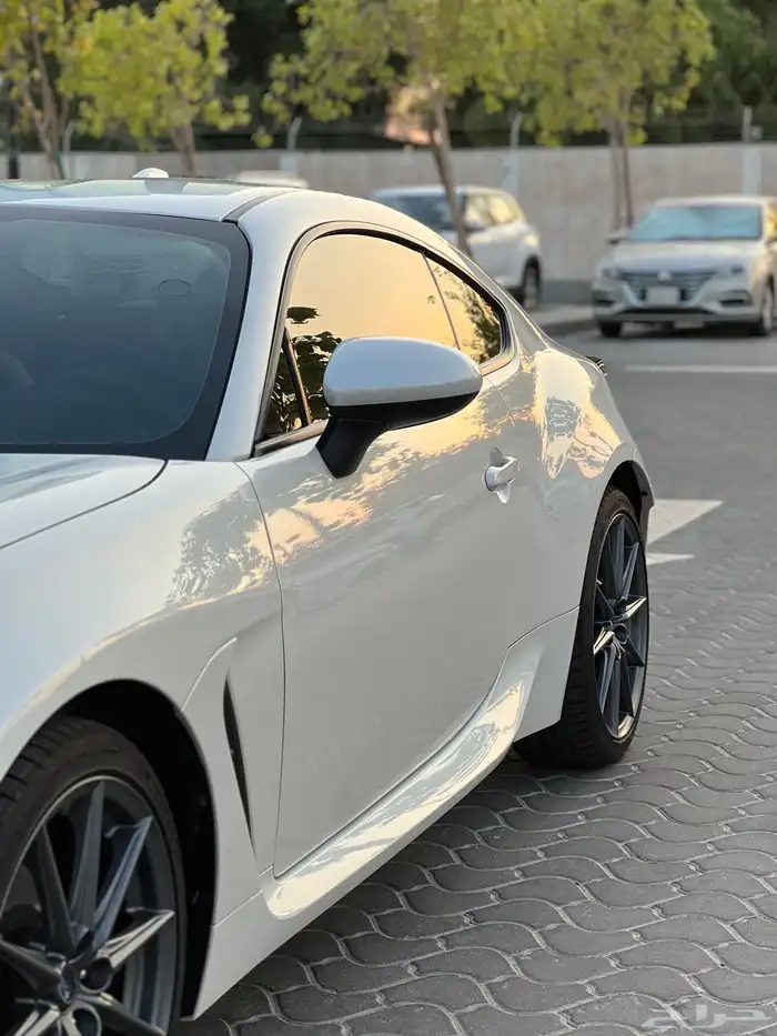 سوبارو BRZ 2024 3