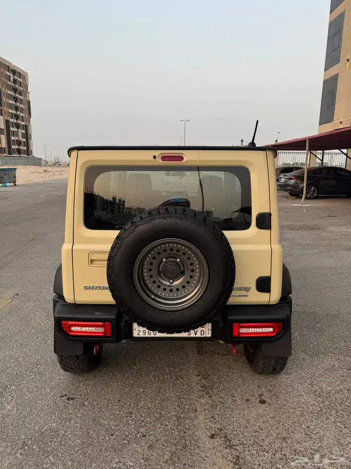 جيب سوزوكي جمني 2022 9