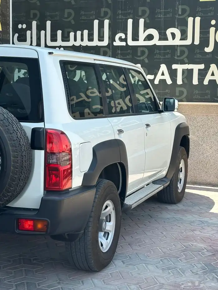 نيسان فتك 4800 - عداد 46 الف - 2020 10