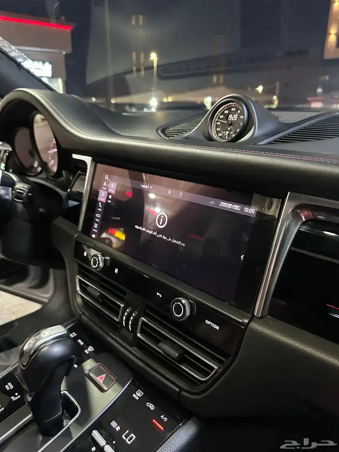 بورش Macan. 2022 33