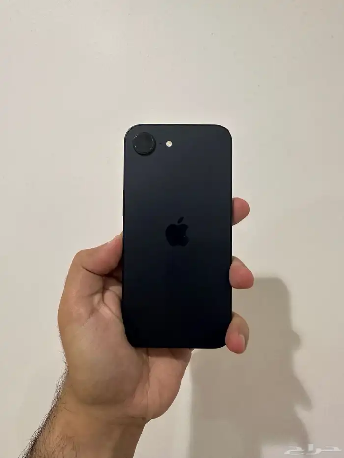 ايفون 16e 512GB 5