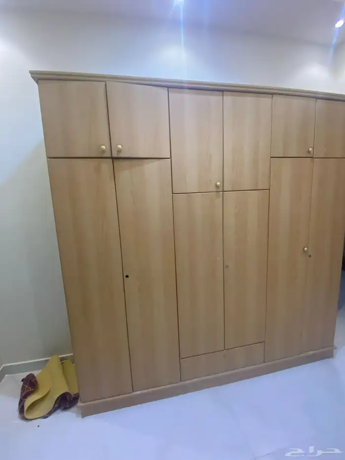 دولاب ملابس كبير 1
