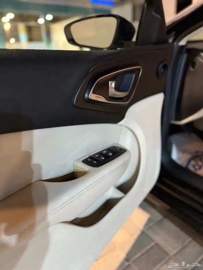 الرياض 37