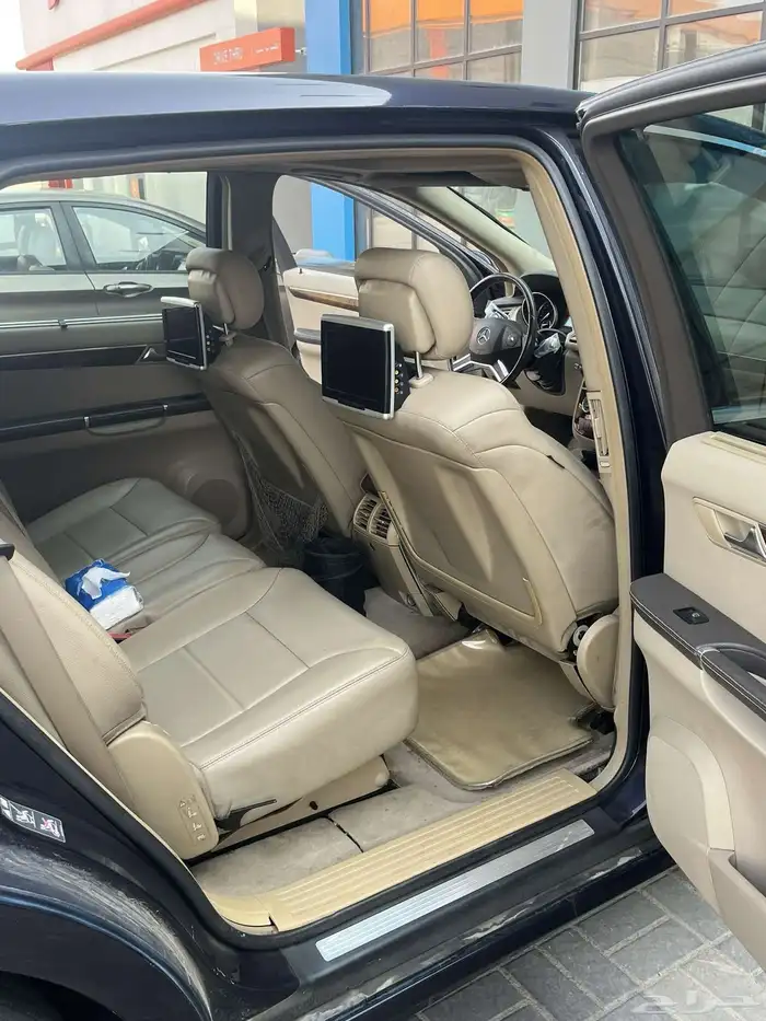 مرسيدس 2012 ار 300 16