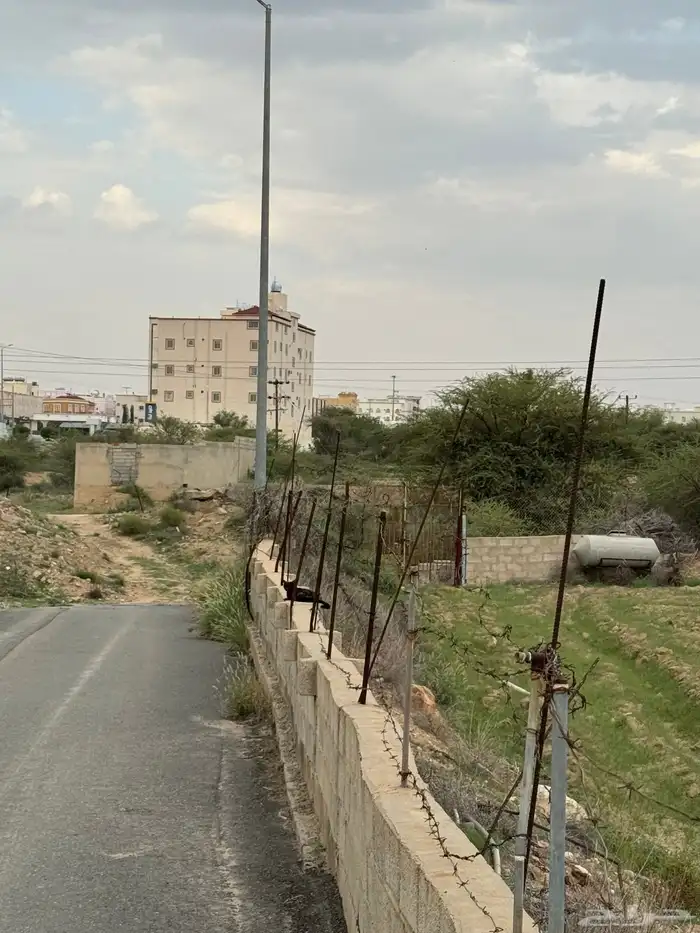 مزرعة للايجار بجميع مرافقها 2