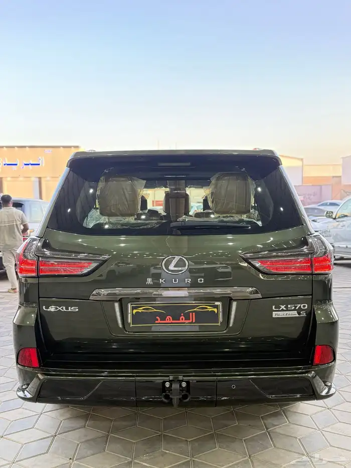 لكزس - 2021 - LX570 - بلاك اديشن 10