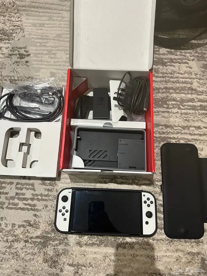 نينتيندو سويتش 1 OLED أبيض 0