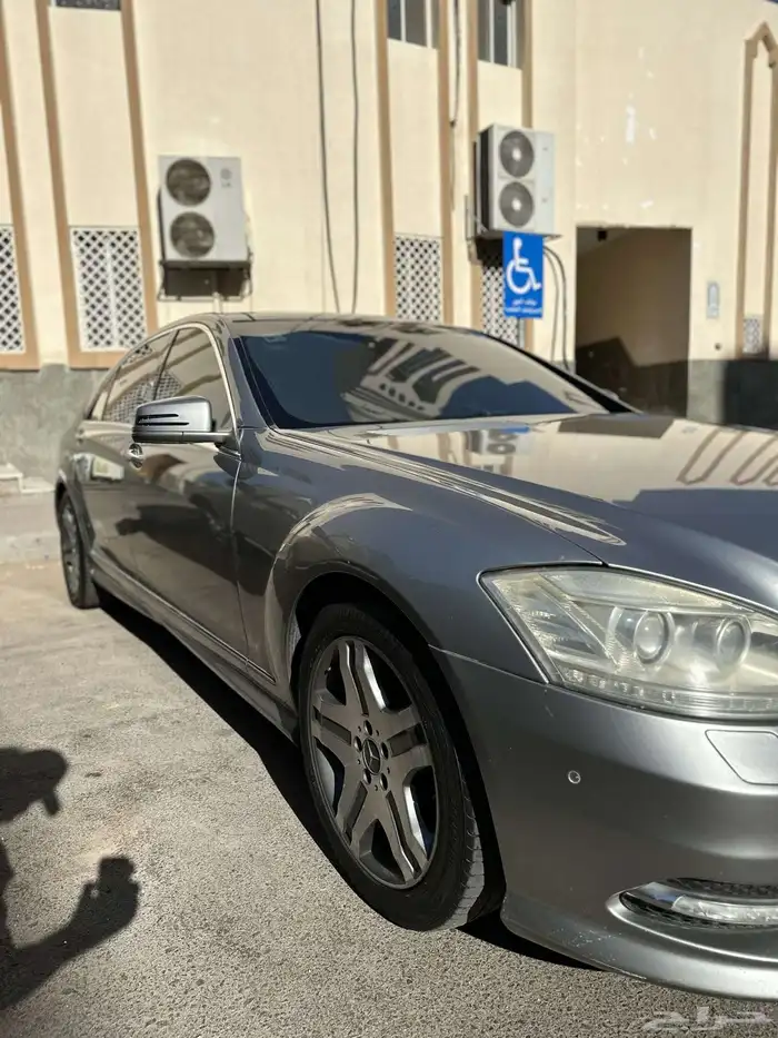 مرسيدس S350 عليها كت AMG 4