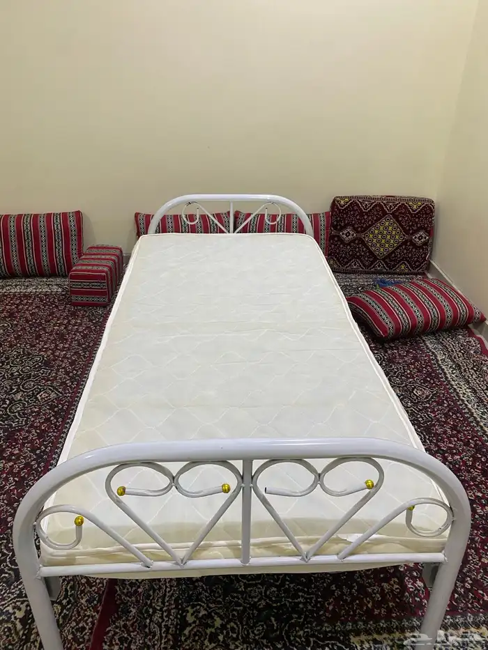 سرير نفر قابل للطي مع مرتبة 2