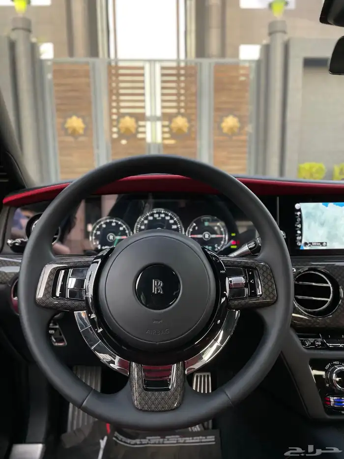 روز رويس - قوست - 2023 - Black Badge 38