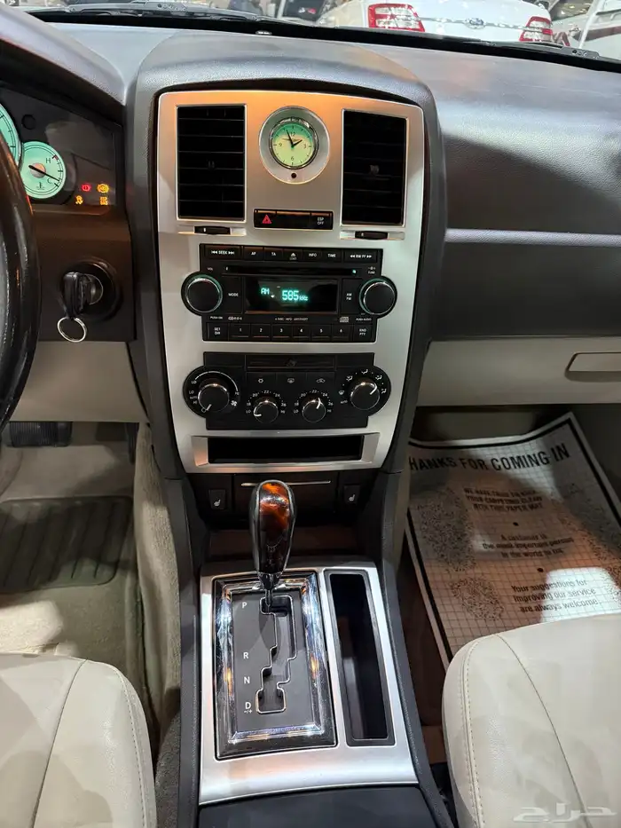 للبيع كرايزلر C300 موديل 2007 ( مخزن ) 18