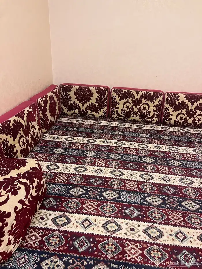 عرض للبيع أثاث ( متنوع ) نظيف 19